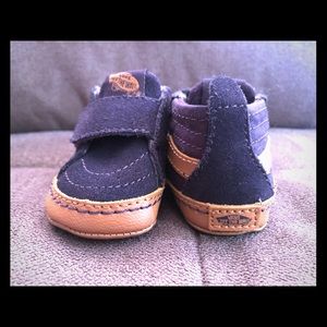 Vans baby shoes